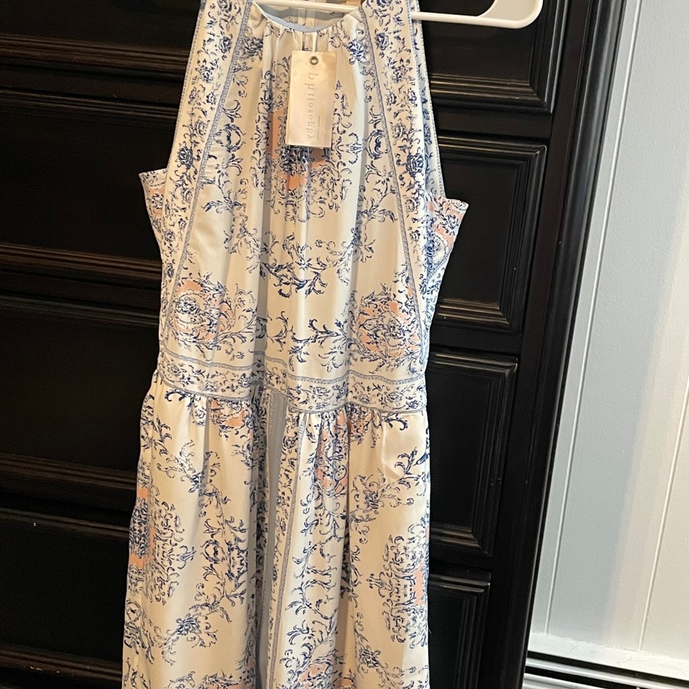 Dress - Picture 3 of 4